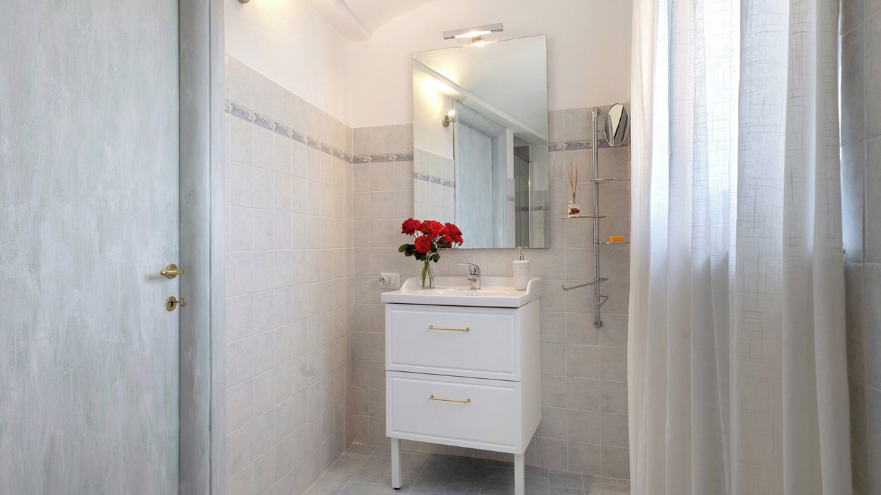 Photo of Bathroom in Neive