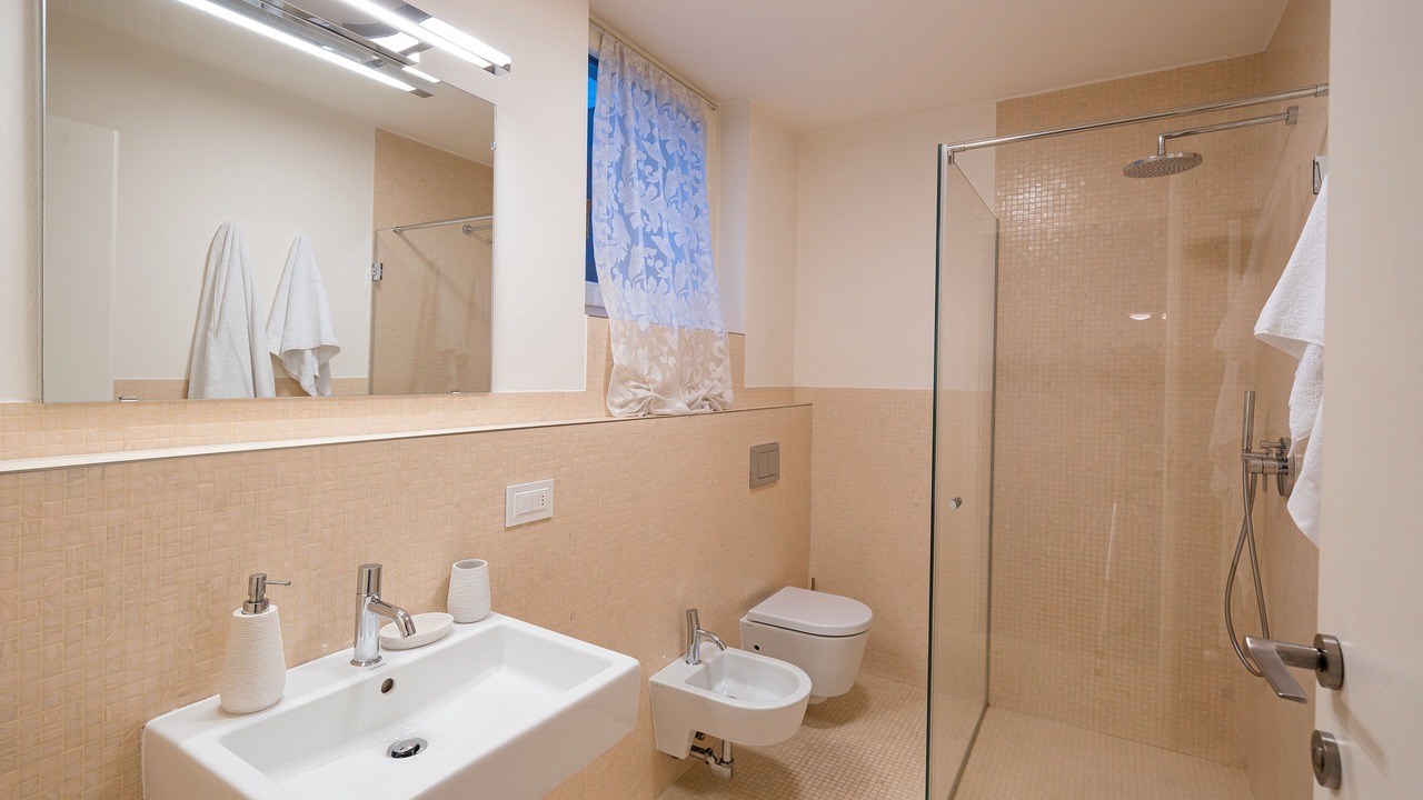 Photo of Bathroom in Tremezzo
