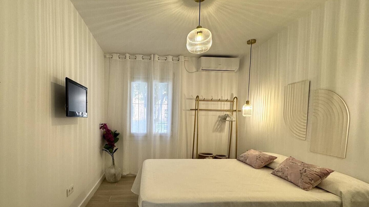 Photo of Bedroom in Doctor Barraquer-Grupo Renfe-Policlinico