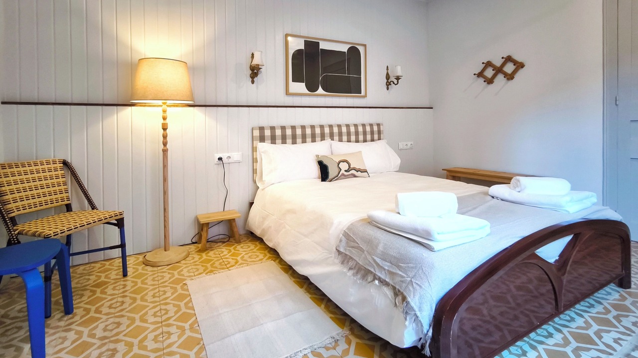Photo of Bedroom in Campdevanol