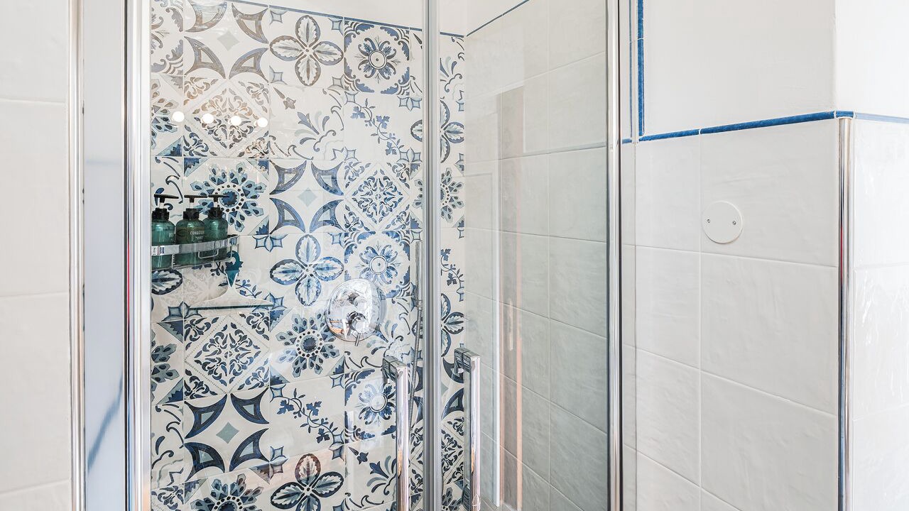 Photo of Bathroom in Furore
