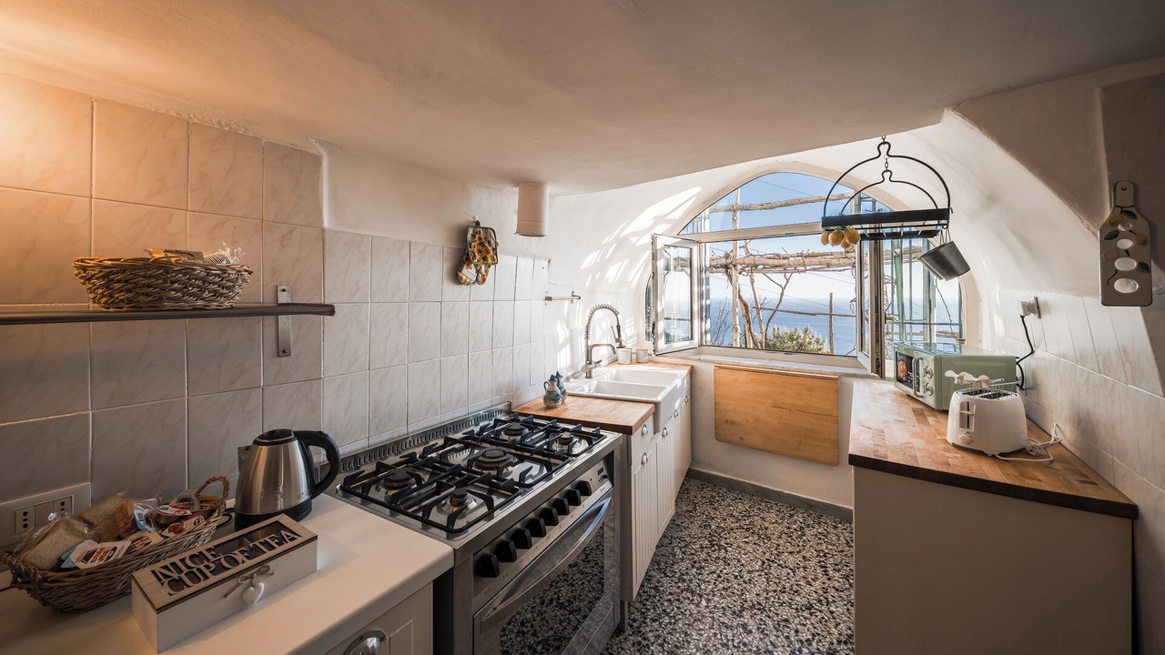 Photo of Kitchen in Furore