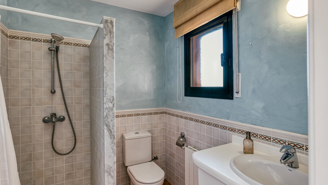 Photo of Bathroom in Navata