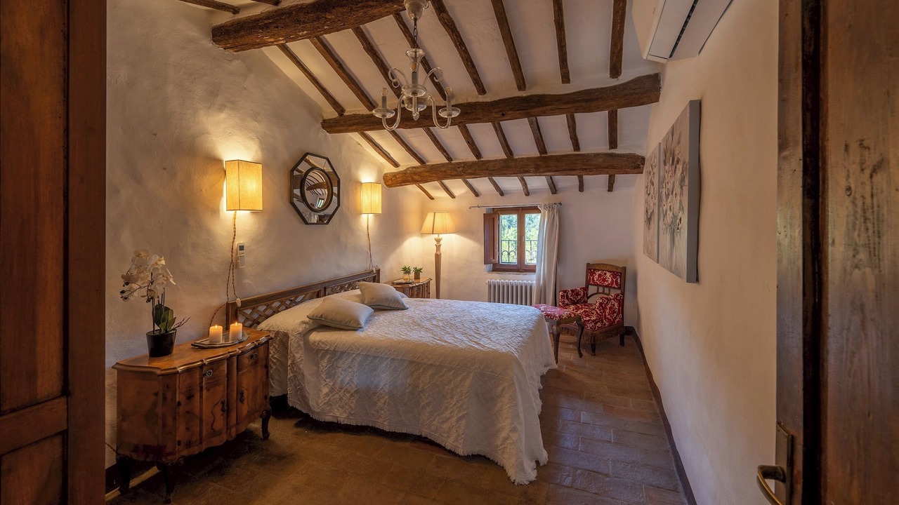 Photo of Bedroom in Todi