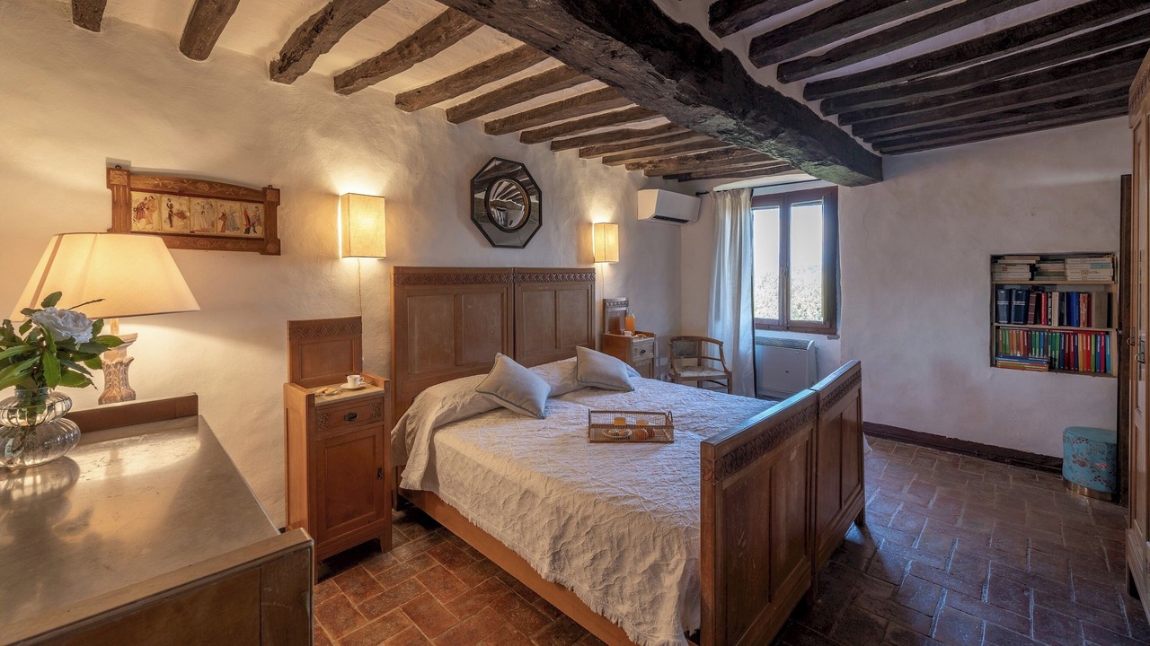 Photo of Bedroom in Todi