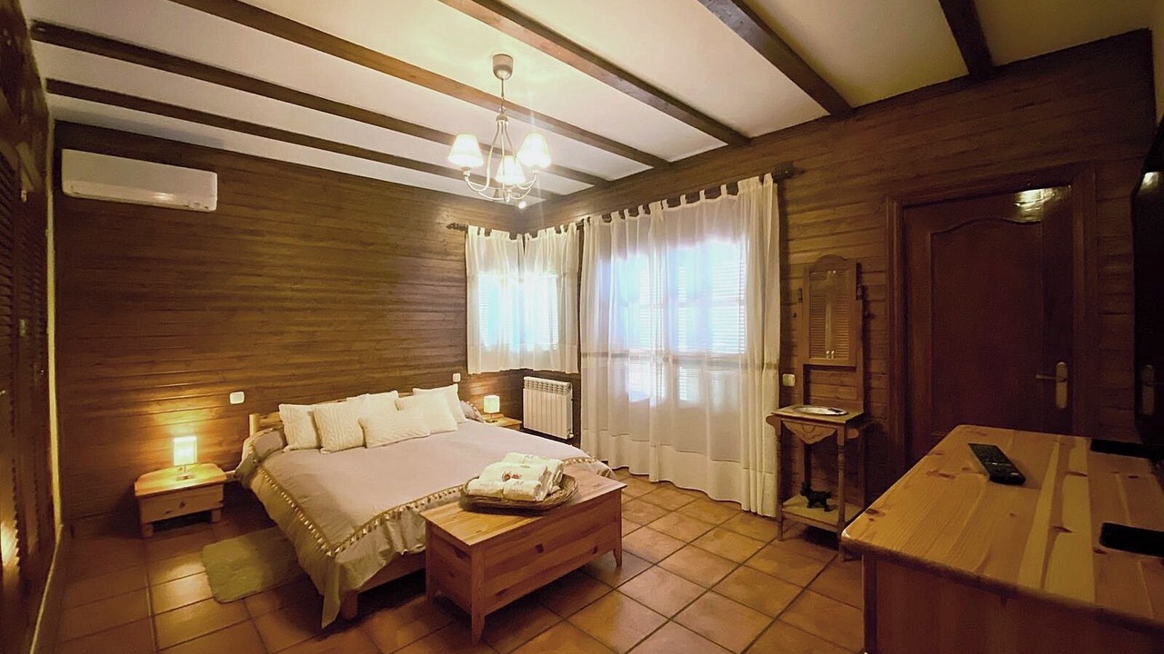 Photo of Bedroom in Navahermosa