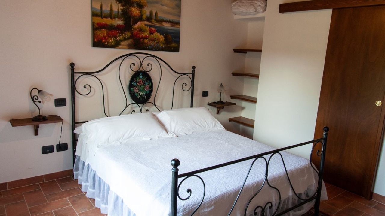Photo of Bedroom in Lisciano Niccone