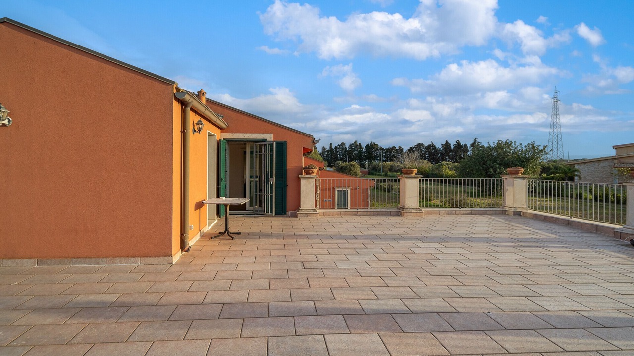 Photo of Patio Balcony in Syracuse