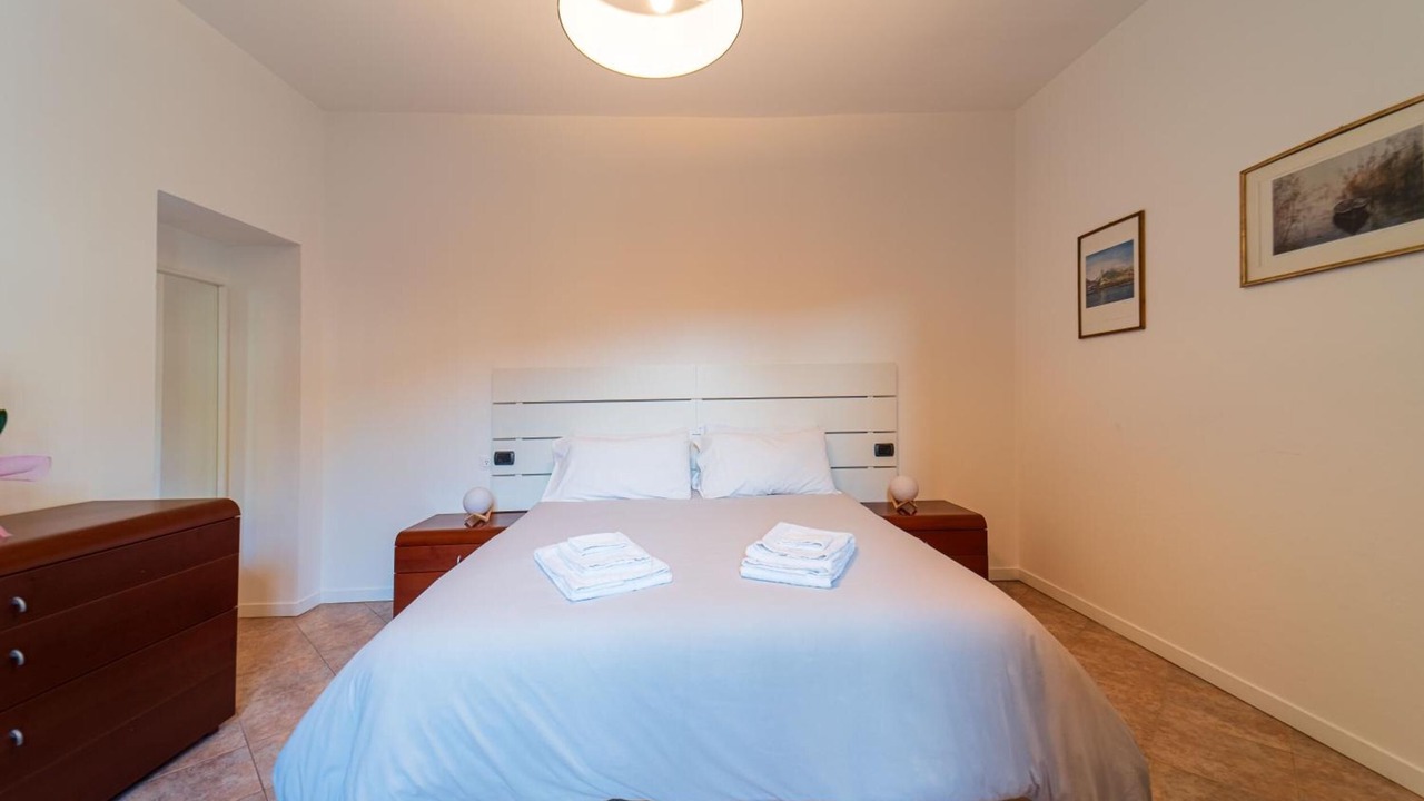Photo of Bedroom in Lecco