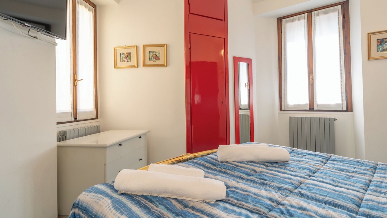 Photo of Bedroom in Lecco