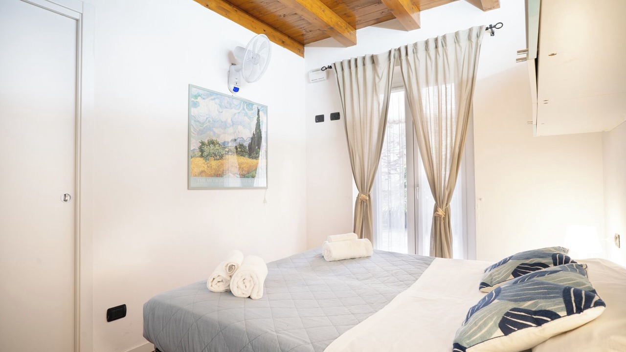 Photo of Bedroom in Lecco