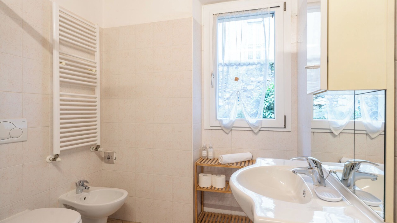 Photo of Bathroom in Lecco