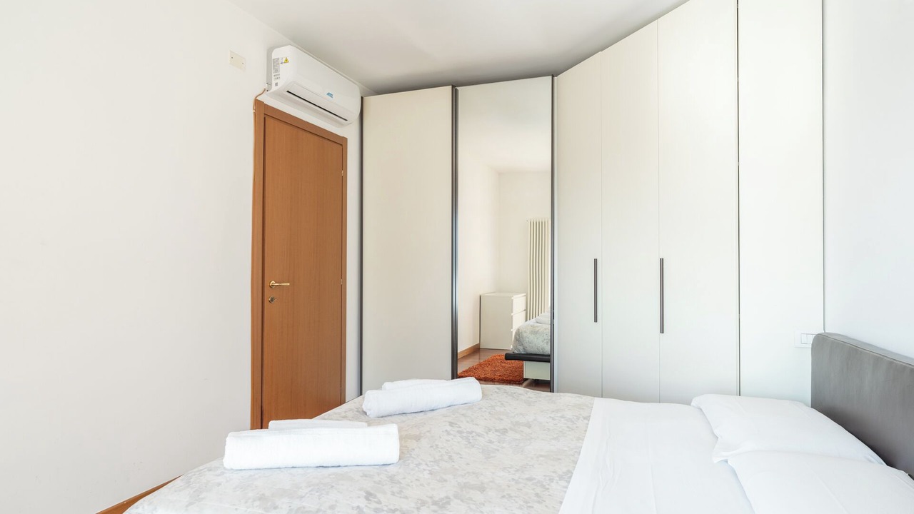 Photo of Bedroom in Lecco
