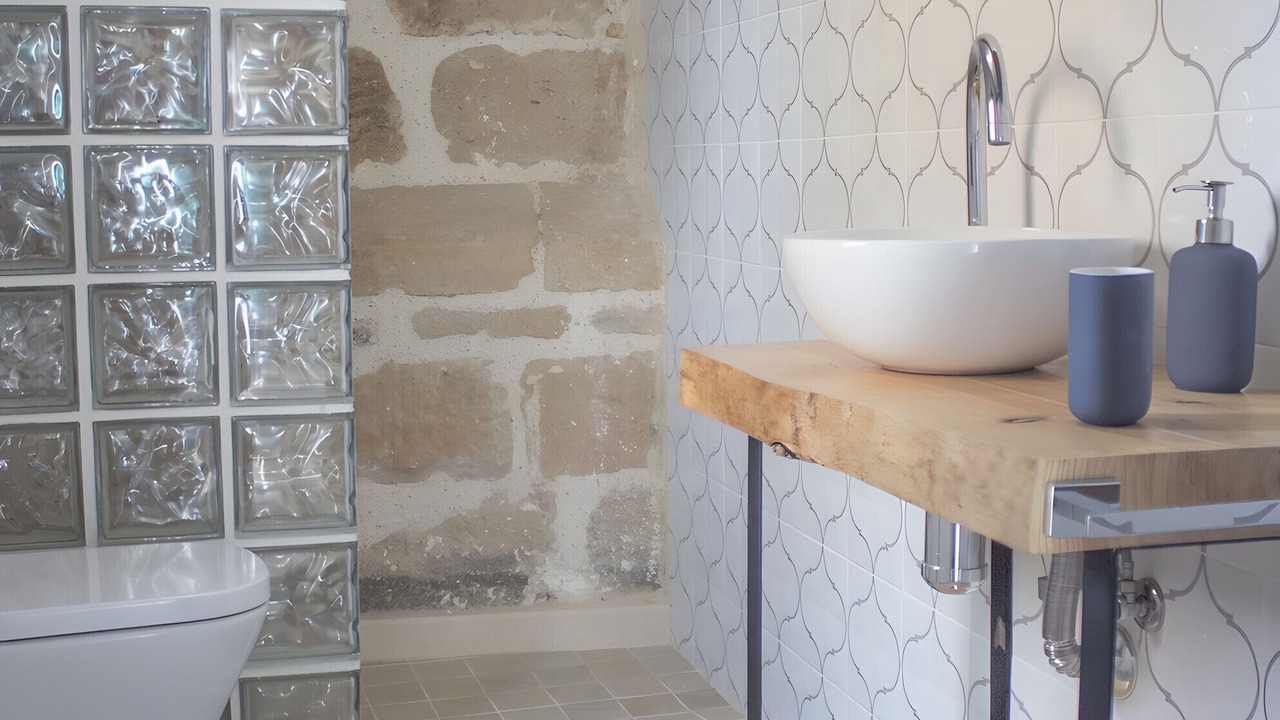 Photo of Bathroom in La Mata de los Olmos