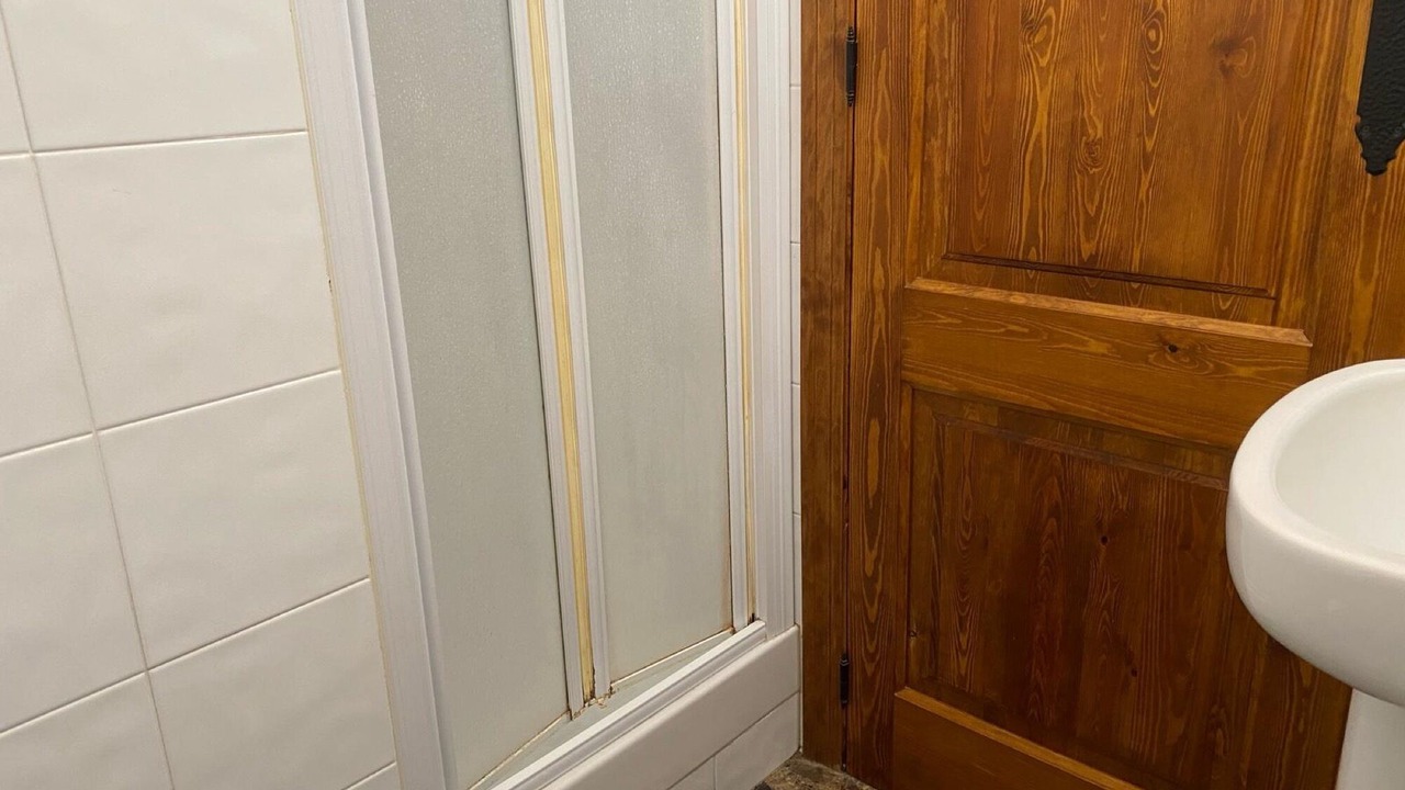 Photo of Bathroom in Villarluengo