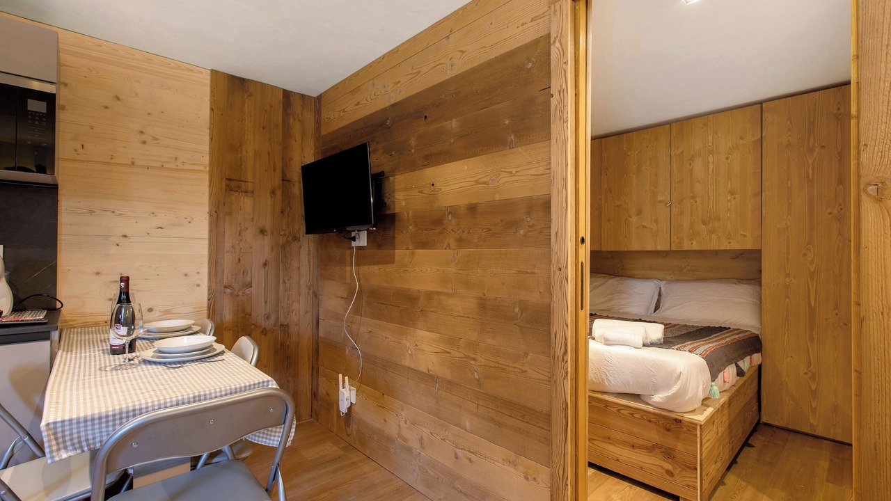 Photo of Bedroom in Entreves
