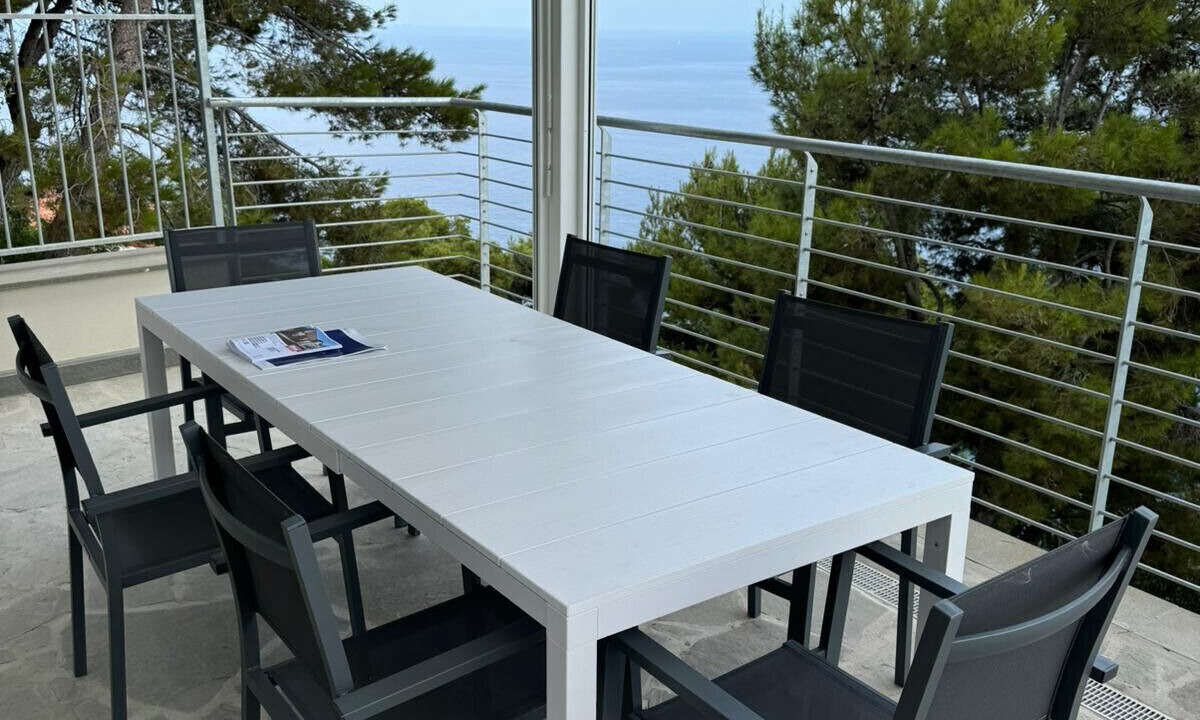 Photo of Outdoor in Capo Mimosa-Rollo