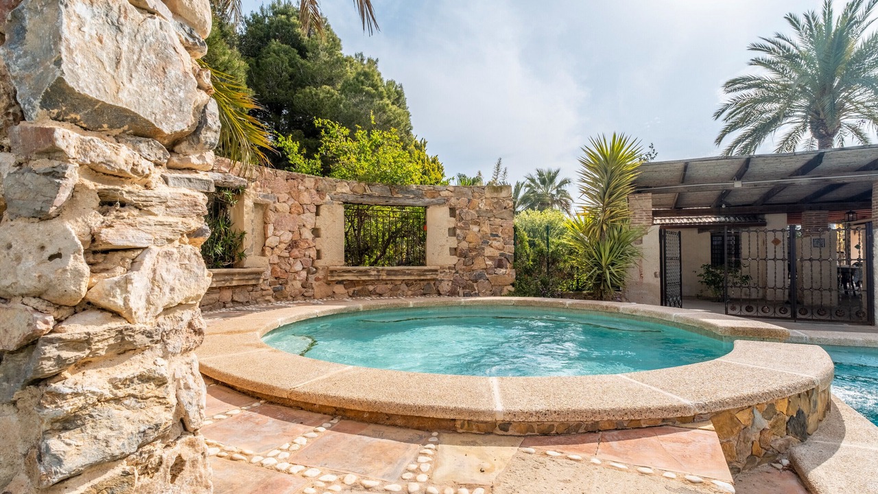 Photo of Outdoor in Catral