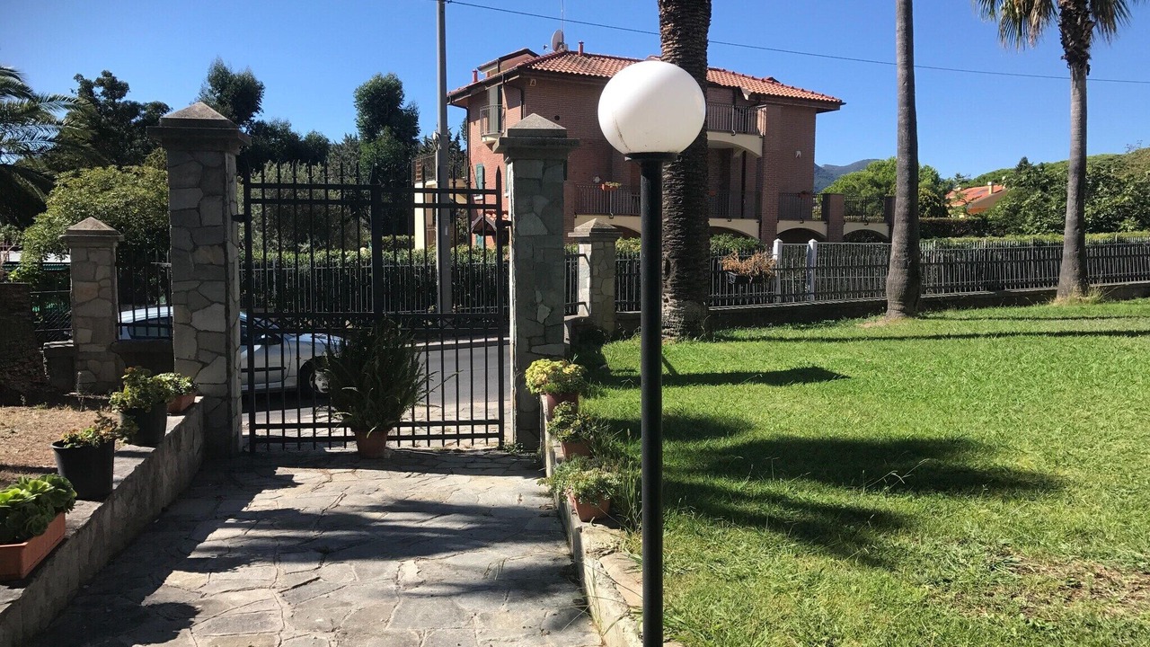 Photo of Outdoor in Loano