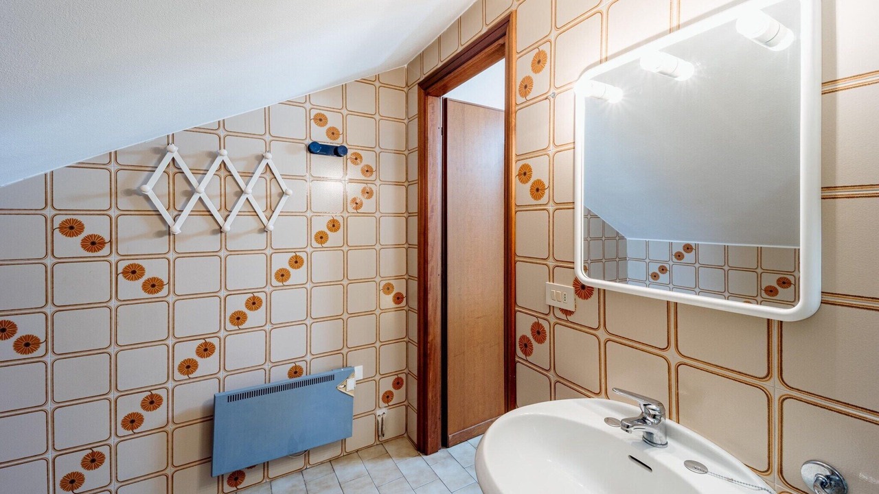 Photo of Bathroom in Loano