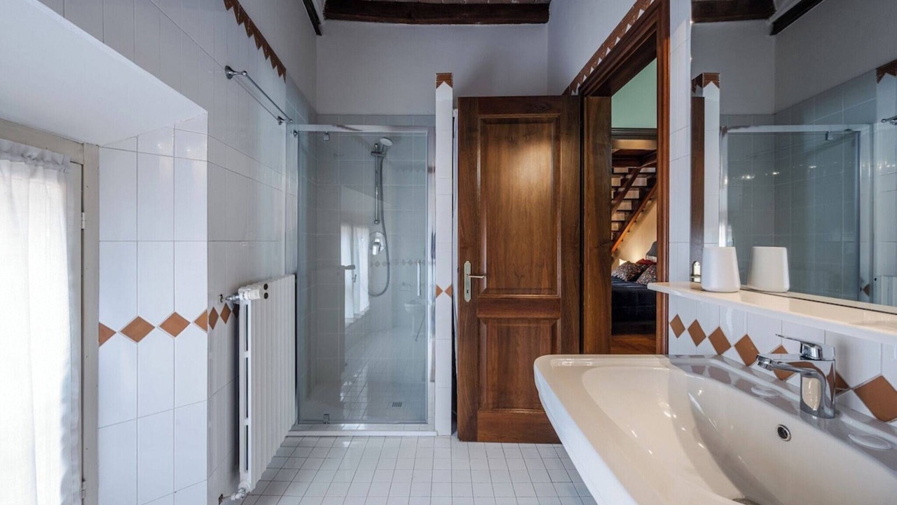 Photo of Bathroom in Old Town