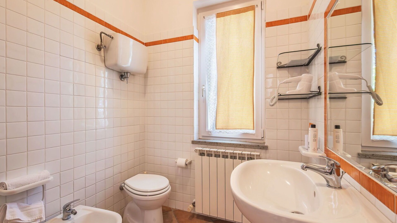 Photo of Bathroom in San Feliciano