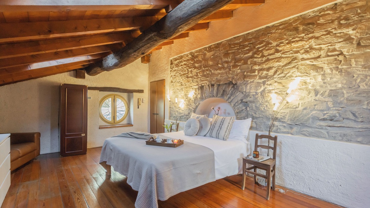 Photo of Bedroom in Faggeto Lario