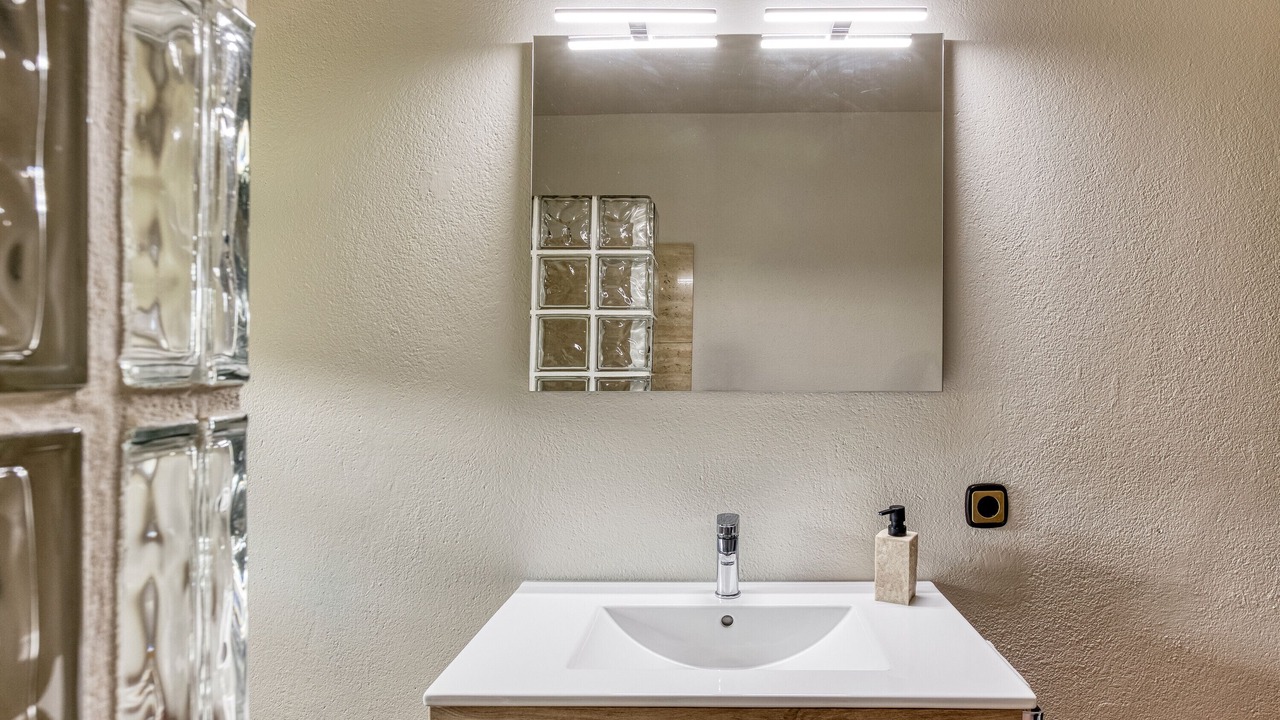 Photo of Bathroom in Merlant