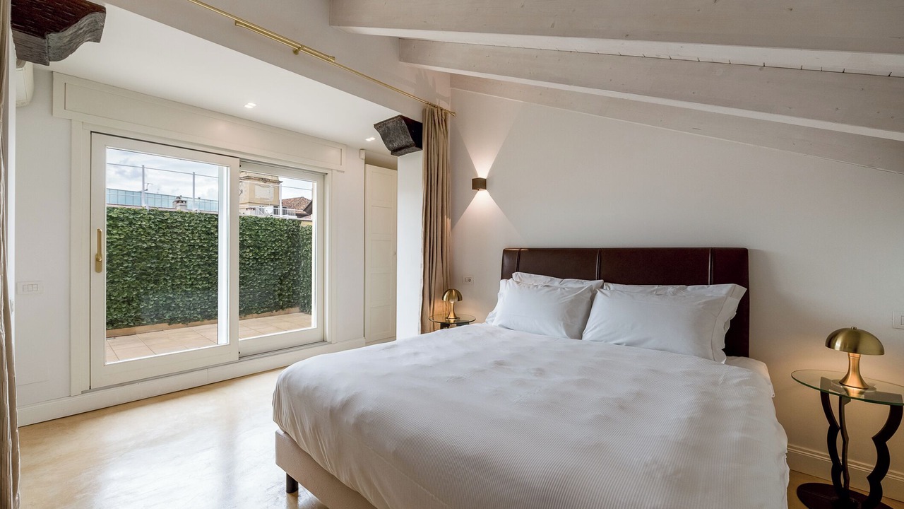 Photo of Bedroom in Milan Centre