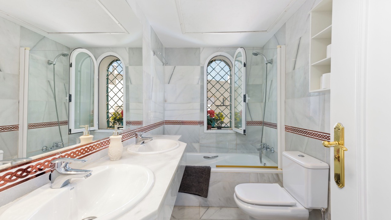 Photo of Bathroom in Casares del Mar