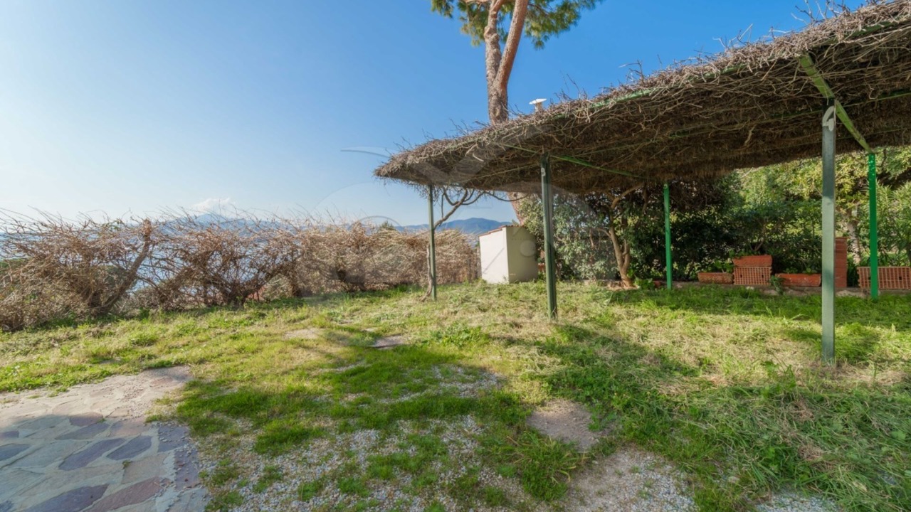 Photo of Outdoor in Morcone