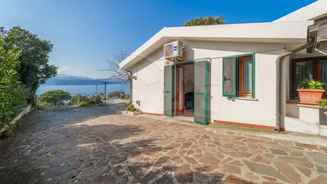 Photo of Outdoor in Morcone