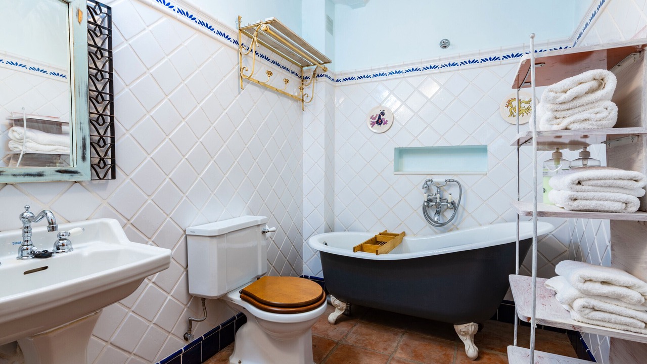 Photo of Bathroom in Algimia de Almonacid