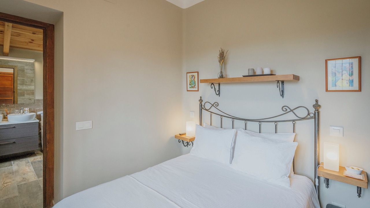 Photo of Bedroom in Mombeltran