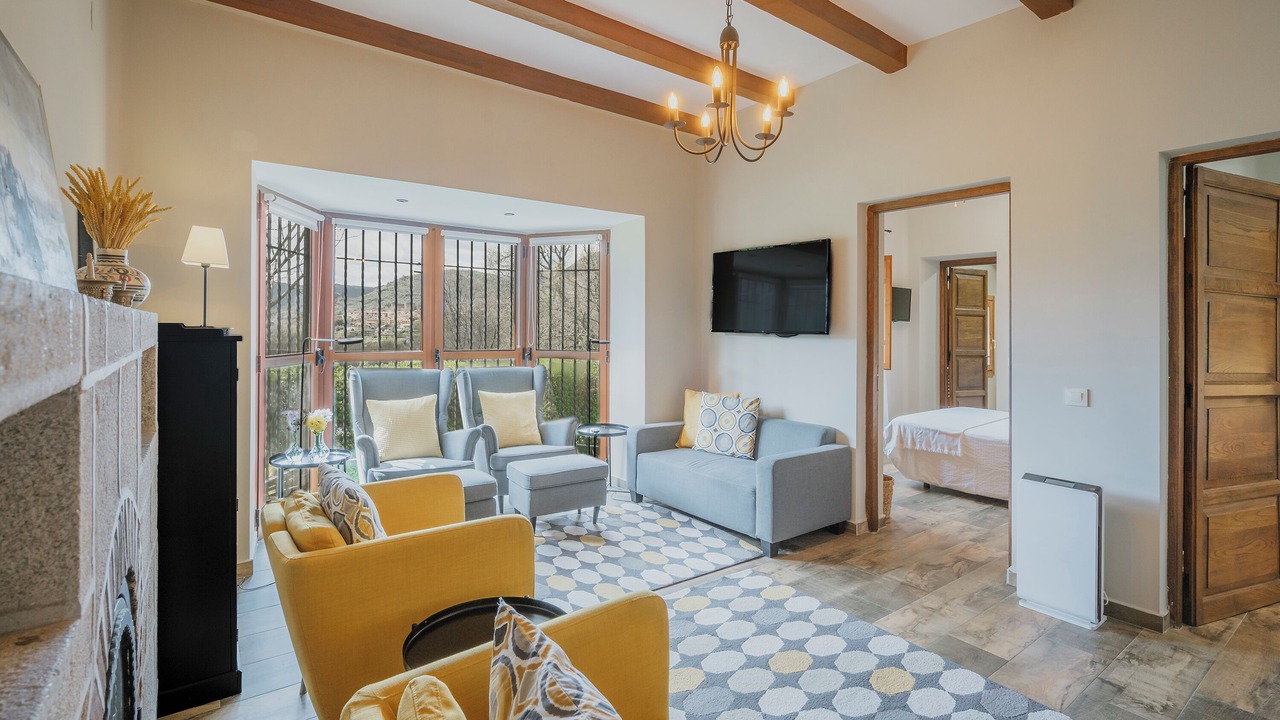 Photo of Livingroom in Mombeltran