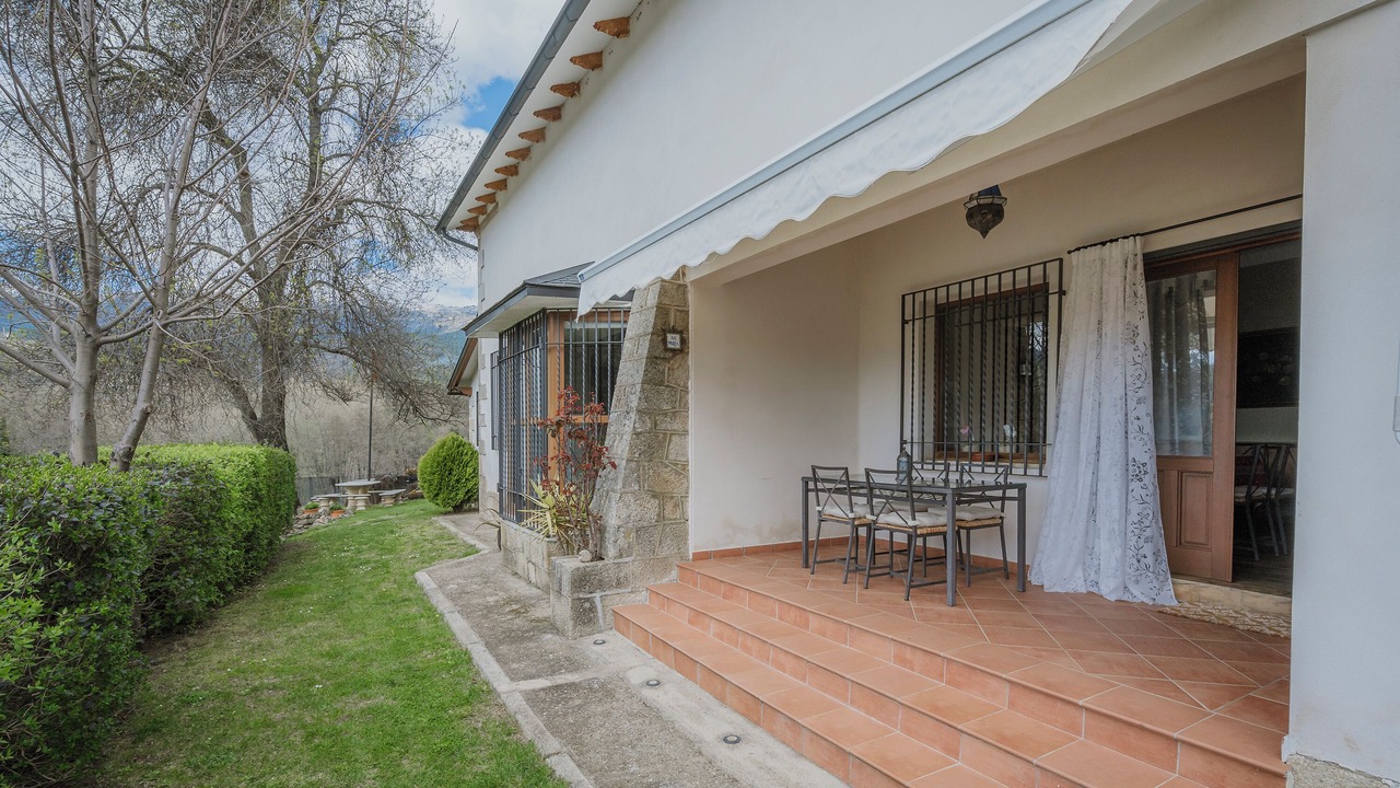 Photo of Outdoor in Mombeltran