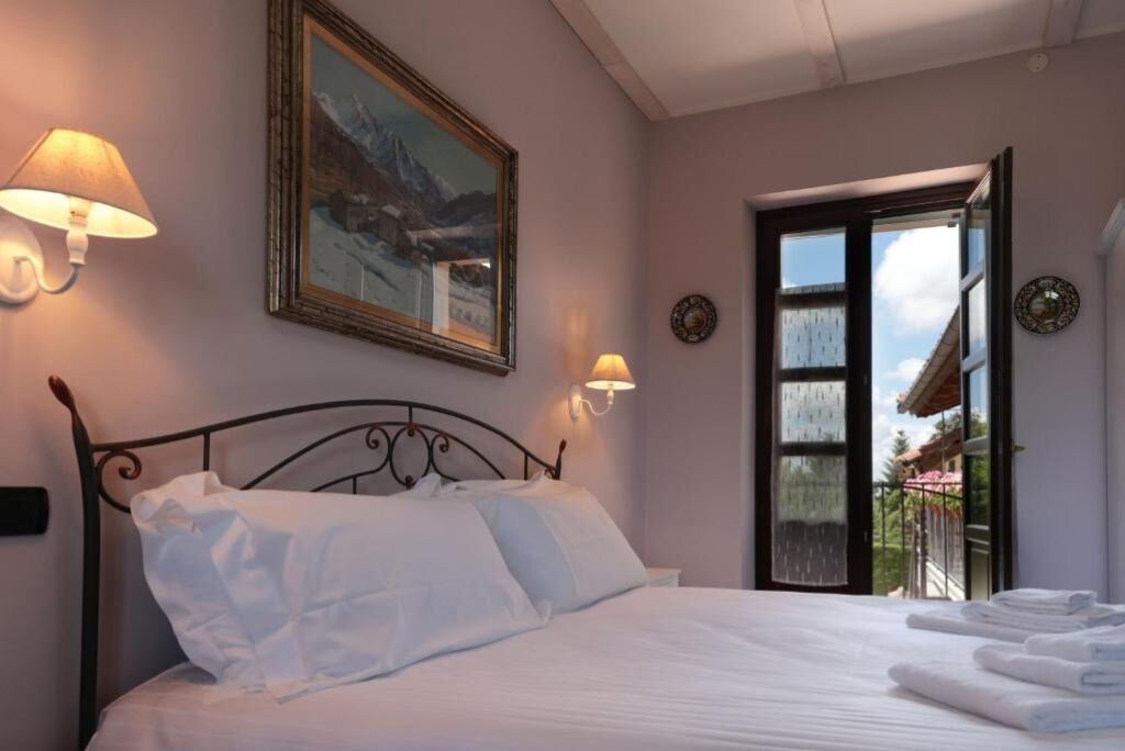 Photo of Bedroom in La Morra