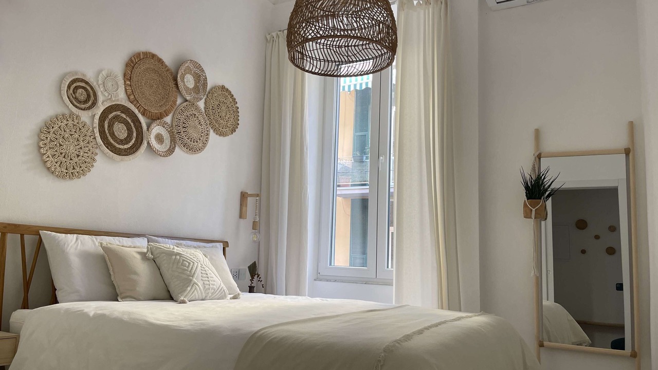 Photo of Bedroom in La Spezia Historic Centre