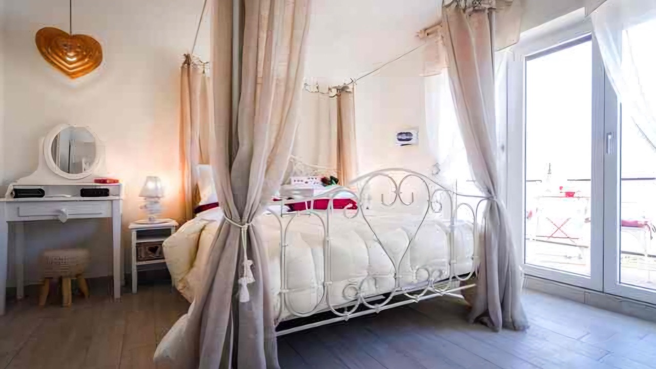 Photo of Bedroom in Blevio
