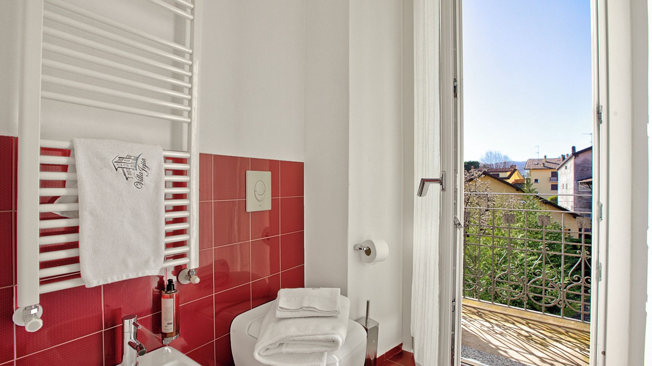 Photo of Bathroom in Lesa