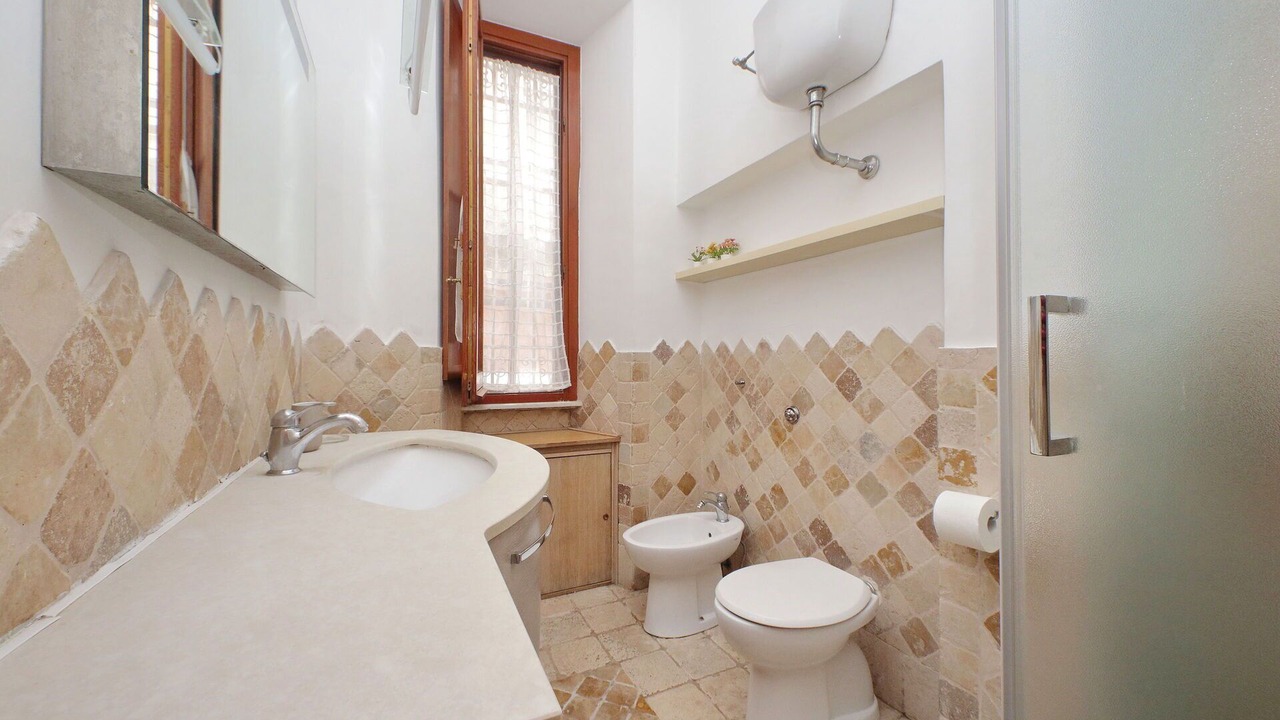 Photo of Bathroom in Gianicolense
