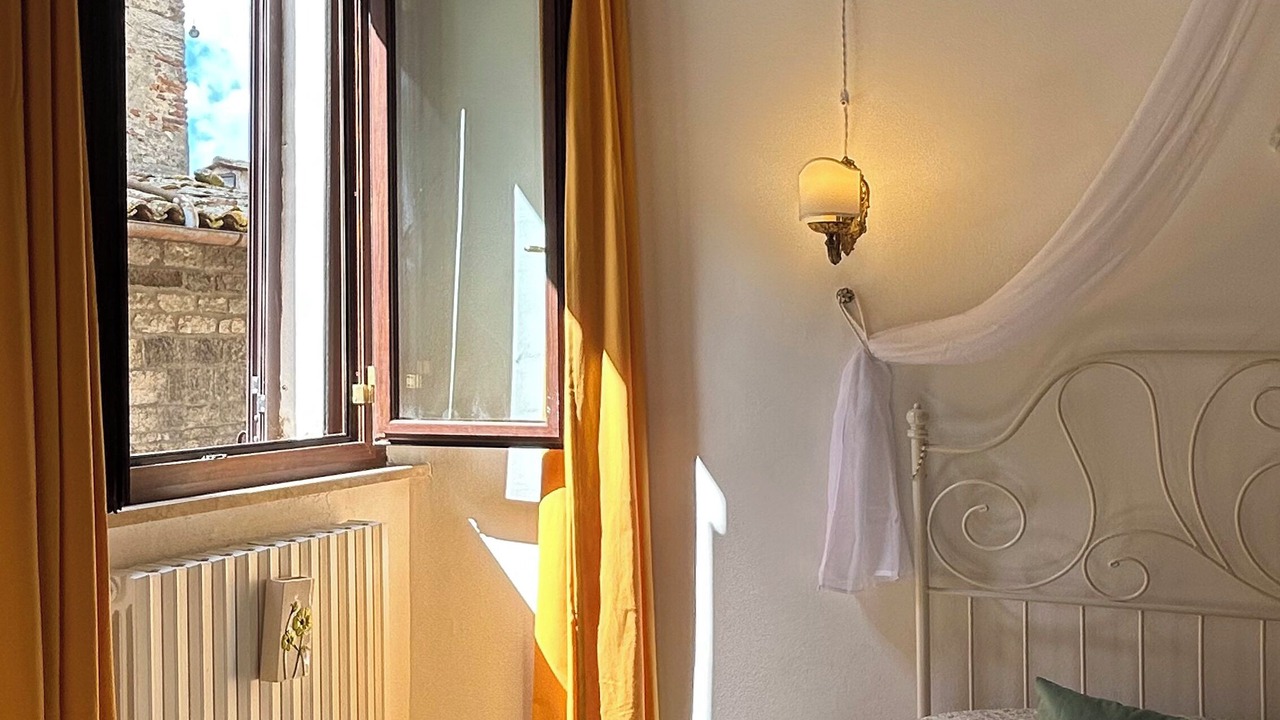 Photo of Bedroom in Todi