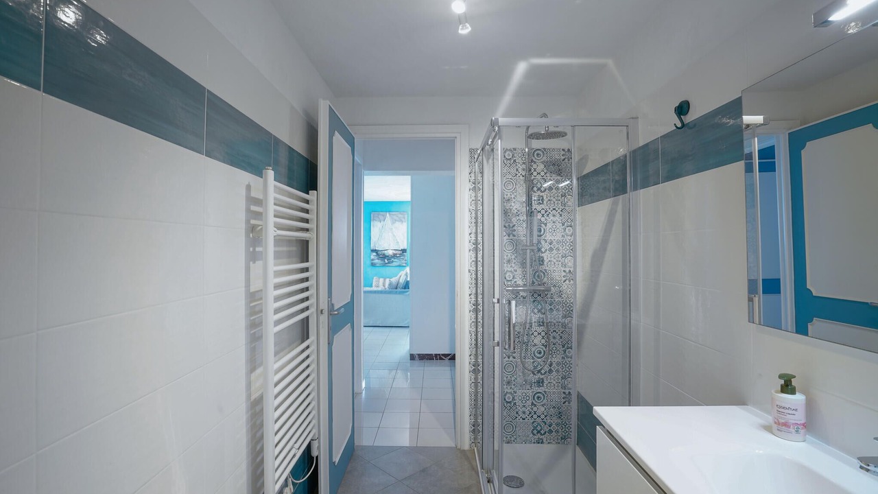 Photo of Bathroom in Capo Mimosa-Rollo
