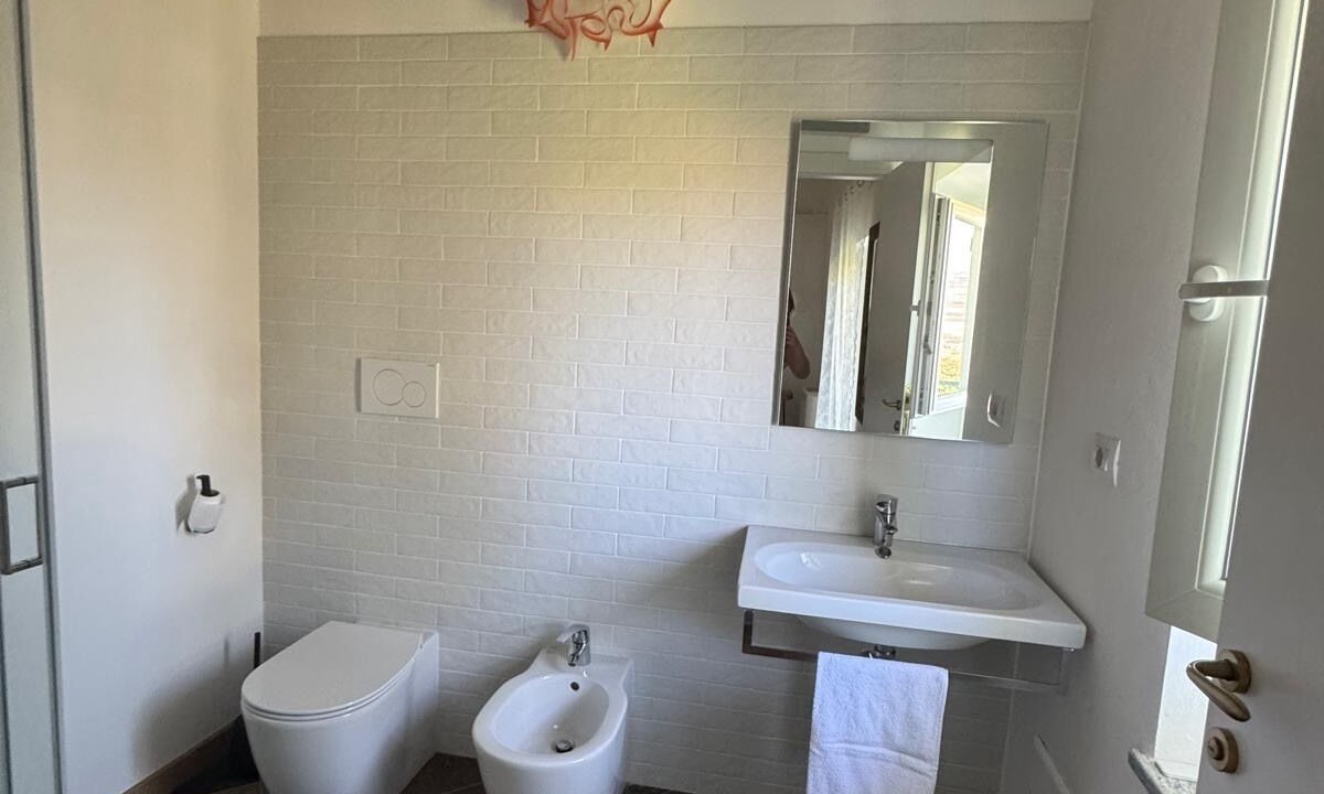 Photo of Bathroom in Canale