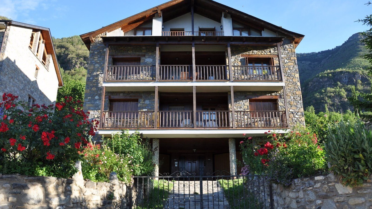 Photo of Outdoor in Sahun