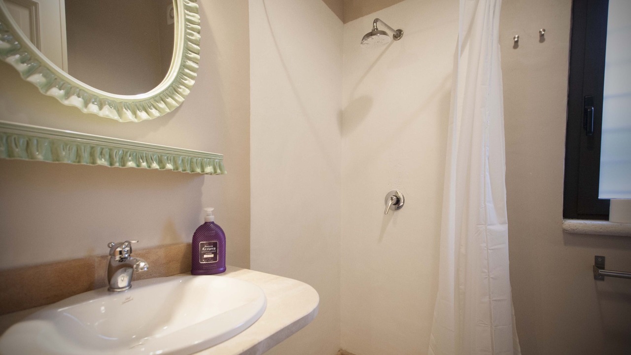 Photo of Bathroom in Torre de' Passeri