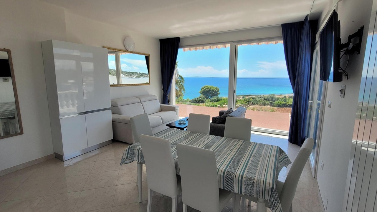 Photo of Bedroom in Marina di Felloniche
