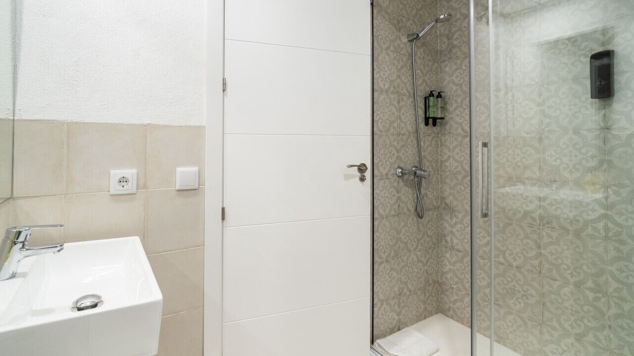 Photo of Bathroom in San Francisco-Ribera