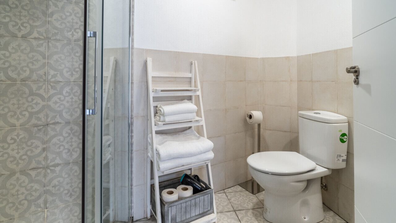 Photo of Bathroom in San Francisco-Ribera