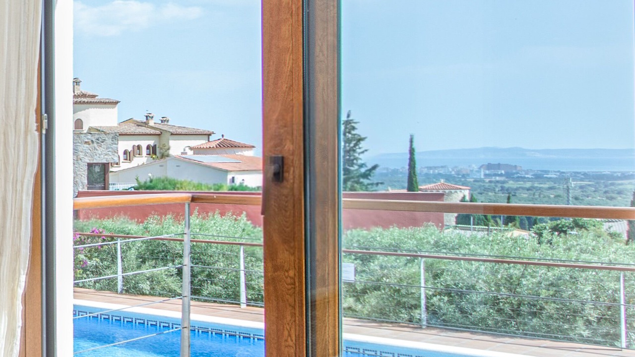 Photo of Bedroom in Palau-Saverdera